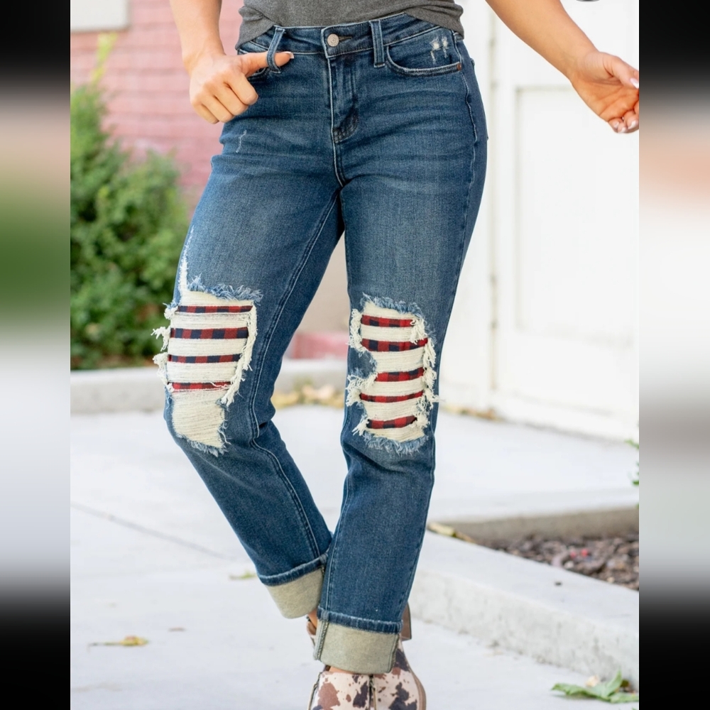 🥳 Sale Judy Blue Buffalo Plaid Patch midrise Navy Red Americana